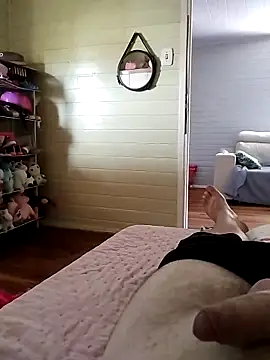 Snapshot of danielsafado222 chatting on November 30, 4:55 pm danielsafado222 online show from November 30, 4:55 pm