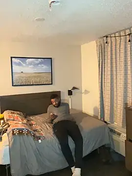 TheOnlyTwinTowers online show from February 18, 6:53 am