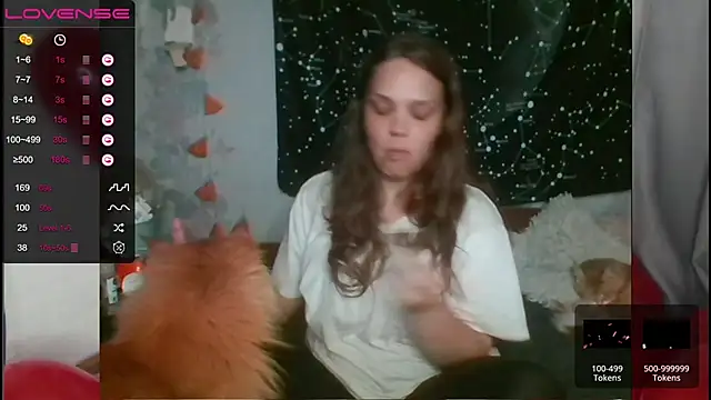 Snapshot of darling_tony chatting on July 28, 4:39 pm darling tony online show from July 28, 4:39 pm