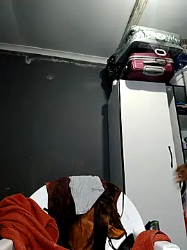 Bigchoccojugsxx online show from February 11, 9:53 pm