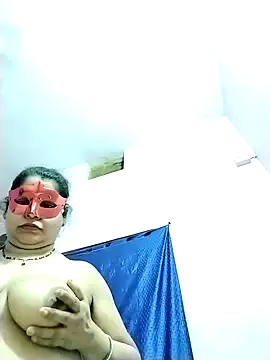 Snapshot of Ruksar-Pathan chatting on March 9, 11:56 pm Ruksar-Pathan online show from March 9, 11:56 pm