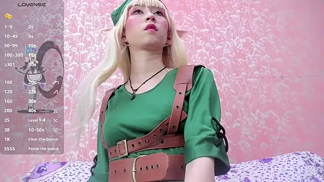 NEZUKO MITSURI online show from May 11, 5:43 pm