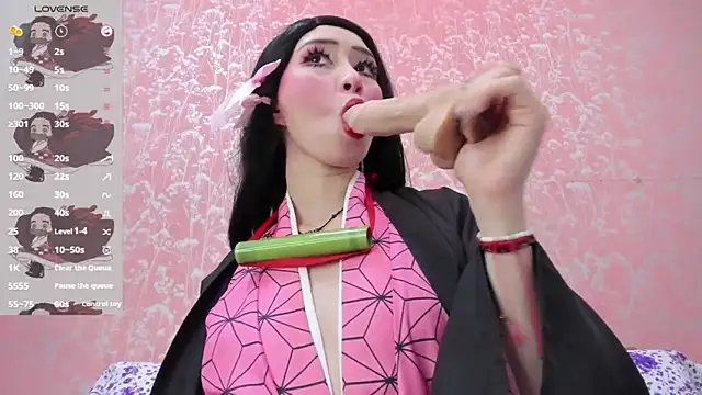 NEZUKO MITSURI online show from June 16, 5:37 pm