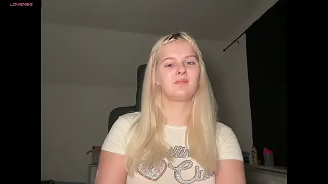 Snapshot of Allylove03 chatting on September 12, 5:57 pm Allylove03 online show from September 12, 5:57 pm