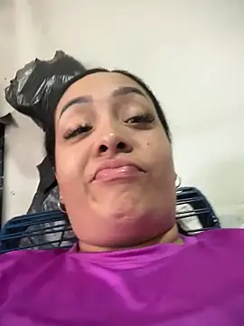 Snapshot of Sheeryl__ chatting on October 30, 6:19 pm Sheeryl online show from October 30, 6:19 pm