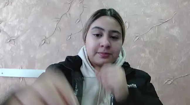 Miabonnett  online show from March 5, 12:11 pm