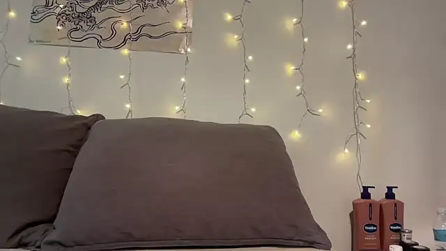 tsjaden777 online show from February 12, 8:26 pm