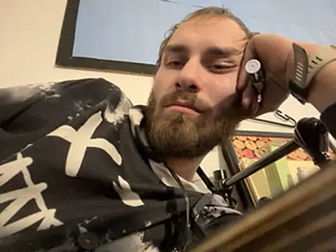 pervy devil online show from December 5, 8:55 pm