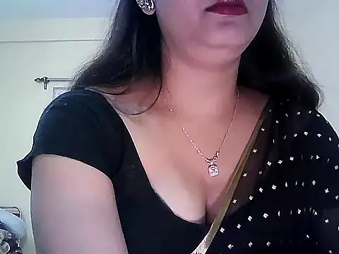 Model-Tanya online show from December 21, 10:00 am