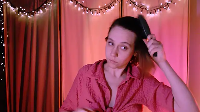 Snapshot of Malinax chatting on December 10, 10:26 pm Malinax online show from December 10, 10:26 pm