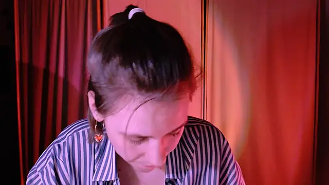 Snapshot of Malinax chatting on February 3, 11:05 pm Malinax online show from February 3, 11:05 pm