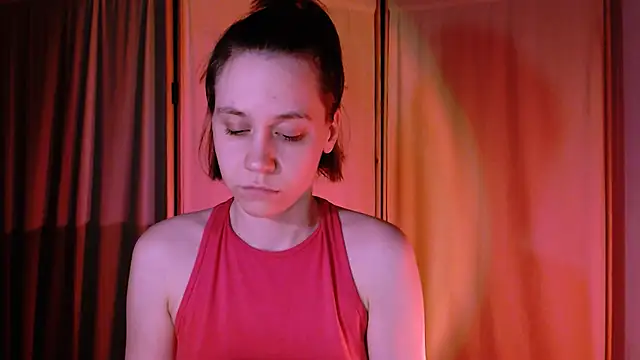 Snapshot of Malinax chatting on March 17, 10:49 pm Malinax online show from March 17, 10:49 pm