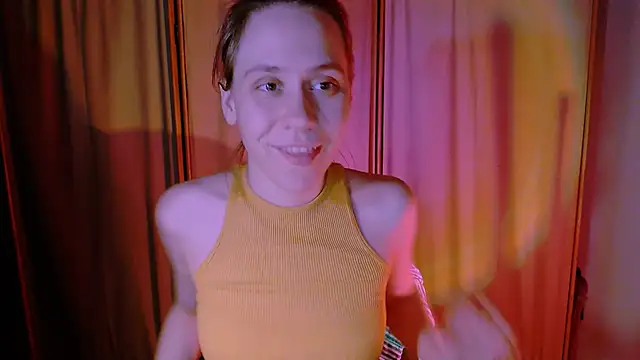 Snapshot of Malinax chatting on October 3, 10:29 pm Malinax online show from October 3, 10:29 pm