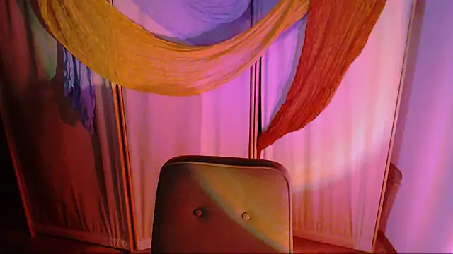 Snapshot of Malinax chatting on October 27, 10:36 pm Malinax online show from October 27, 10:36 pm