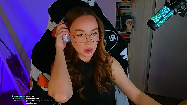 Emili1- online show from March 19, 2:13 pm