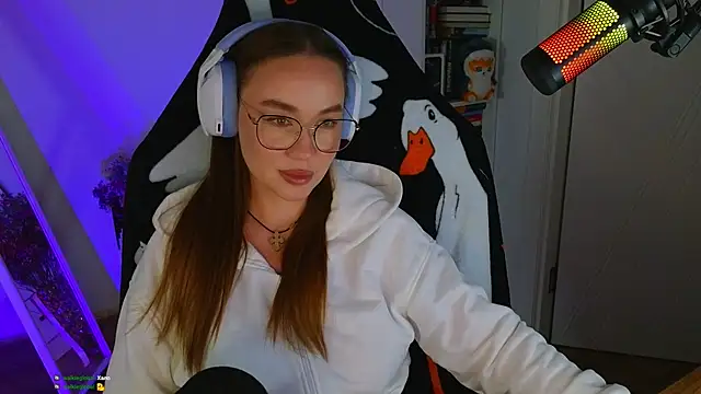 Emili1- online show from March 22, 1:08 pm