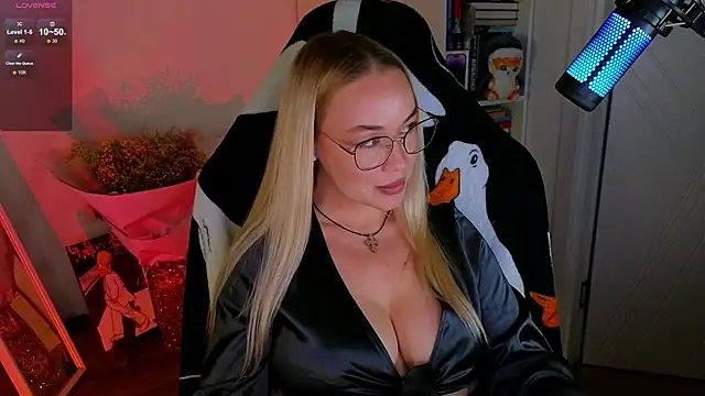 Emili1- online show from September 22, 4:20 pm