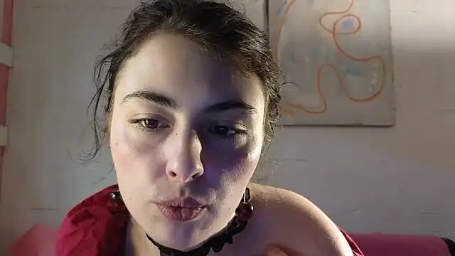 Snapshot of MAMA69LAMA chatting on December 7, 2:53 am MAMA69LAMA online show from December 7, 2:53 am