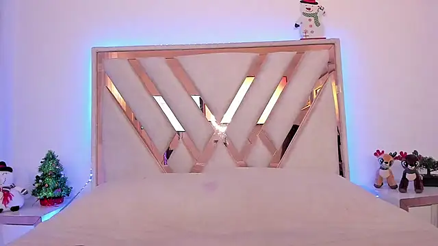 Snapshot of _Andyy__ chatting on December 16, 5:11 pm Andyy online show from December 16, 5:11 pm