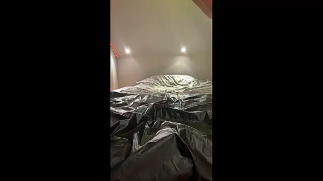 Snapshot of memo666sexy chatting on February 26, 10:31 pm memo666sexy online show from February 26, 10:31 pm