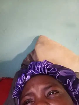 freaky belle online show from June 21, 3:03 pm