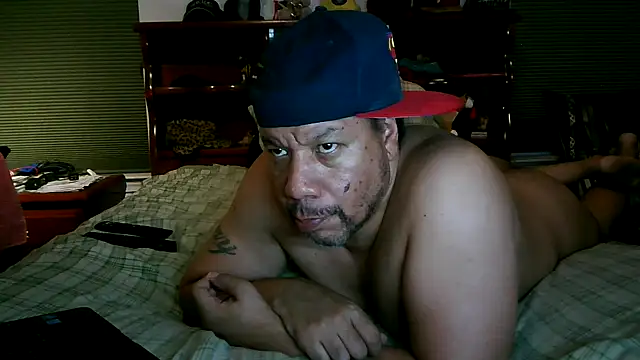 Snapshot of pimpdaddy4ever chatting on January 25, 1:54 am pimpdaddy4ever online show from January 25, 1:54 am