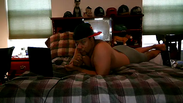 Snapshot of pimpdaddy4ever chatting on March 16, 4:56 pm pimpdaddy4ever online show from March 16, 4:56 pm