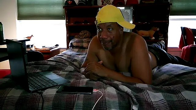 Snapshot of pimpdaddy4ever chatting on October 26, 5:41 pm pimpdaddy4ever online show from October 26, 5:41 pm