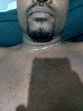 Snapshot of Beto0815 chatting on March 11, 12:49 am Beto0815 online show from March 11, 12:49 am