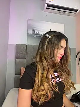 selene tylor  online show from July 19, 8:34 pm
