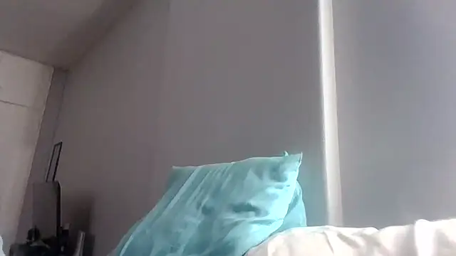 Snapshot of BabeAssXX chatting on May 6, 12:21 pm BabeAssXX online show from May 6, 12:21 pm