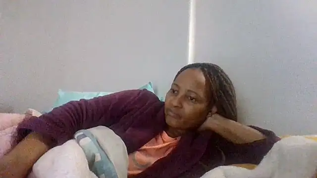 Snapshot of BabeAssXX chatting on May 9, 7:24 am BabeAssXX online show from May 9, 7:24 am