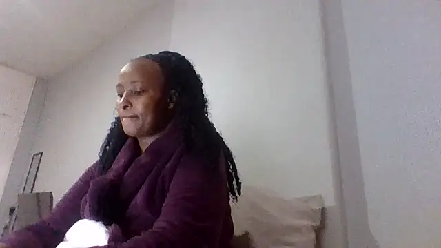 Snapshot of BabeAssXX chatting on June 22, 6:43 am BabeAssXX online show from June 22, 6:43 am