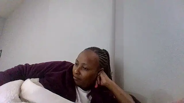 Snapshot of BabeAssXX chatting on June 27, 12:22 pm BabeAssXX online show from June 27, 12:22 pm