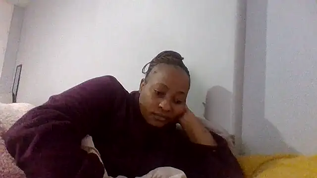 Snapshot of BabeAssXX chatting on July 5, 5:36 am BabeAssXX online show from July 5, 5:36 am
