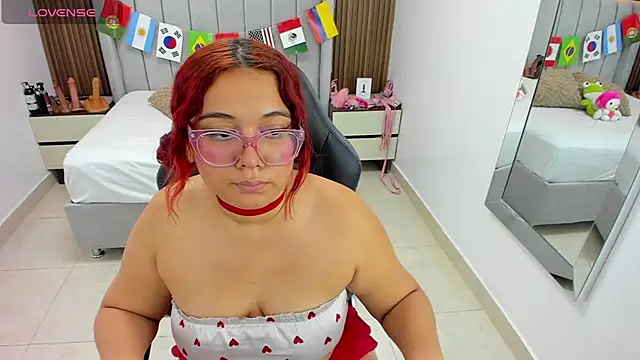 MADISON ROWAN1 online show from July 1, 3:19 am