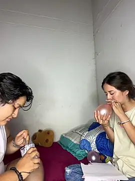 little-Emma online show from February 18, 2:49 am