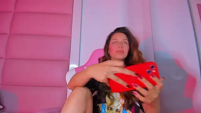 little-Emma online show from March 19, 3:09 am