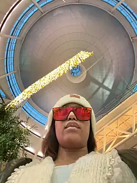 Snapshot of Black_Dolll chatting on November 6, 2:18 pm Black Dolll online show from November 6, 2:18 pm