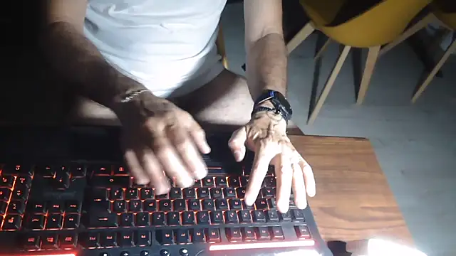Adri gard online show from June 1, 8:32 pm