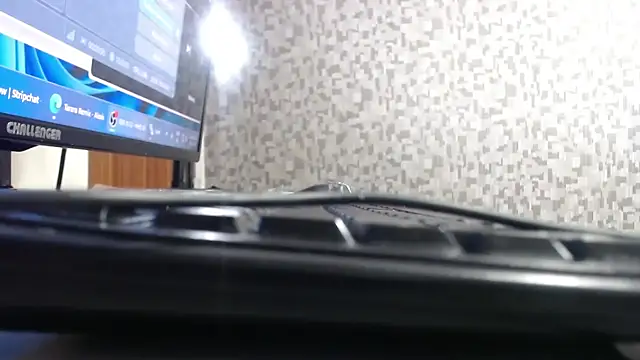 Snapshot of Lilyevansx chatting on October 8, 5:10 pm Lilyevansx online show from October 8, 5:10 pm