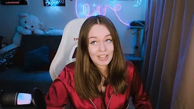 Snapshot of Bad_Girl009 chatting on February 4, 4:50 pm Bad Girl009 online show from February 4, 4:50 pm