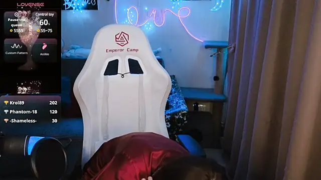 Snapshot of Bad_Girl009 chatting on February 4, 7:55 pm Bad Girl009 online show from February 4, 7:55 pm