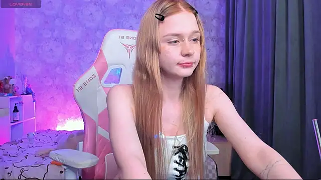 Milia Parker online show from August 9, 12:12 am