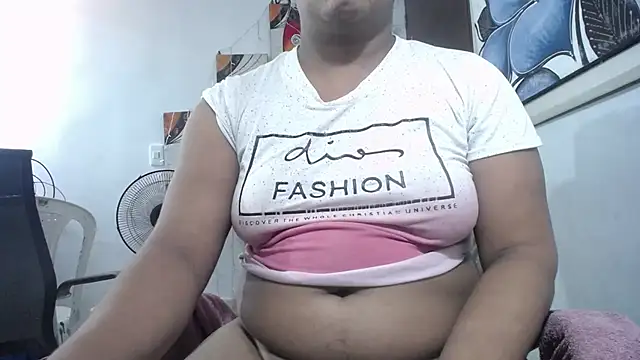Snapshot of tsbigcock10incock chatting on June 23, 3:32 pm tsbigcock10incock online show from June 23, 3:32 pm