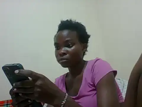 Snapshot of sexxyqueenn22 chatting on December 10, 10:58 pm sexxyqueenn22 online show from December 10, 10:58 pm