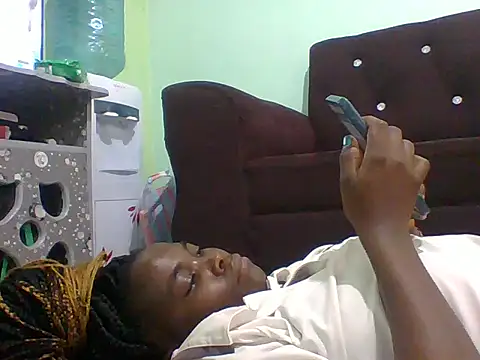 Snapshot of sexxyqueenn22 chatting on November 14, 11:09 am sexxyqueenn22 online show from November 14, 11:09 am