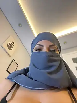 Amberonee31 online show from March 10, 7:07 pm