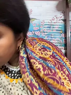 Snapshot of Beauty-queen chatting on February 4, 12:44 pm Beauty-queen online show from February 4, 12:44 pm