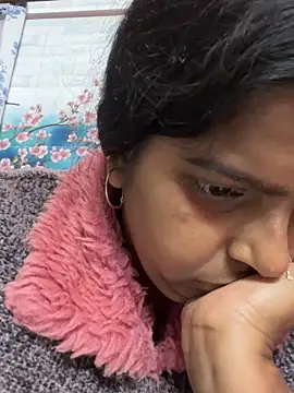 Snapshot of Beauty-queen chatting on February 9, 1:14 pm Beauty-queen online show from February 9, 1:14 pm